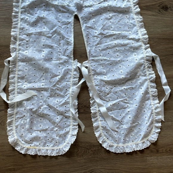 Vintage Eyelet Lace Apron Pants - Picture 10 of 11